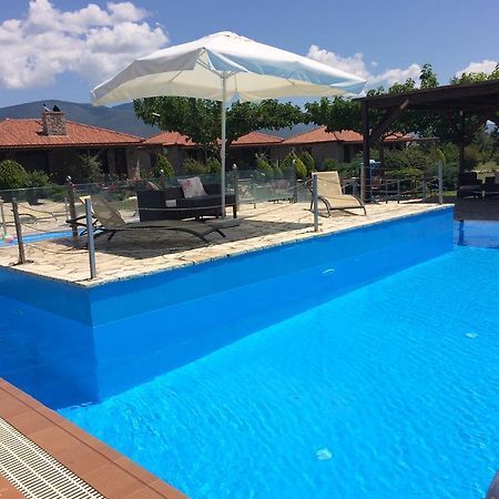 Aparthotel Ktima Kletsa à Graviá Extérieur photo