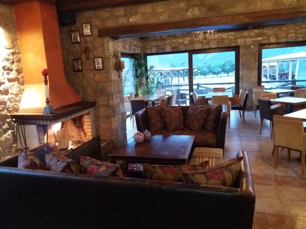 Aparthotel Ktima Kletsa à Graviá Extérieur photo